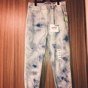 Brand new Boyfriend jeans